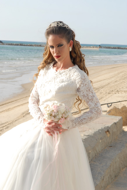 כלה נאה - סטודיו לשמלות כלה צנועות