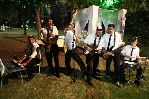 תמונה של להקת קולות - להקות / תזמורות