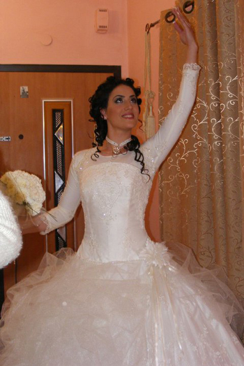 תמונה של בת מלך - סלון כלות לדתיות - שמלות כלה צנועות