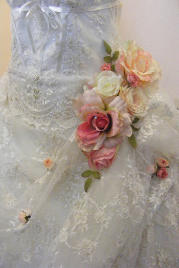 תמונה של בת מלך - סלון כלות לדתיות - שמלות כלה צנועות