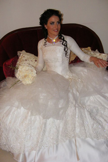 תמונה של בת מלך - סלון כלות לדתיות - שמלות כלה צנועות