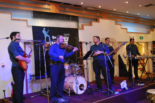 תמונה של להקת שוברי הכוסות - להקות / תזמורות