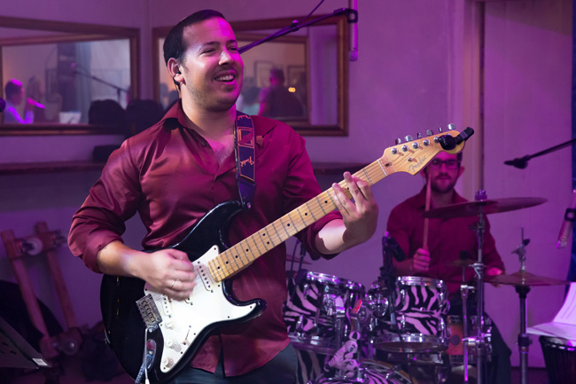 תמונה של להקת רימונים - להקות / תזמורות